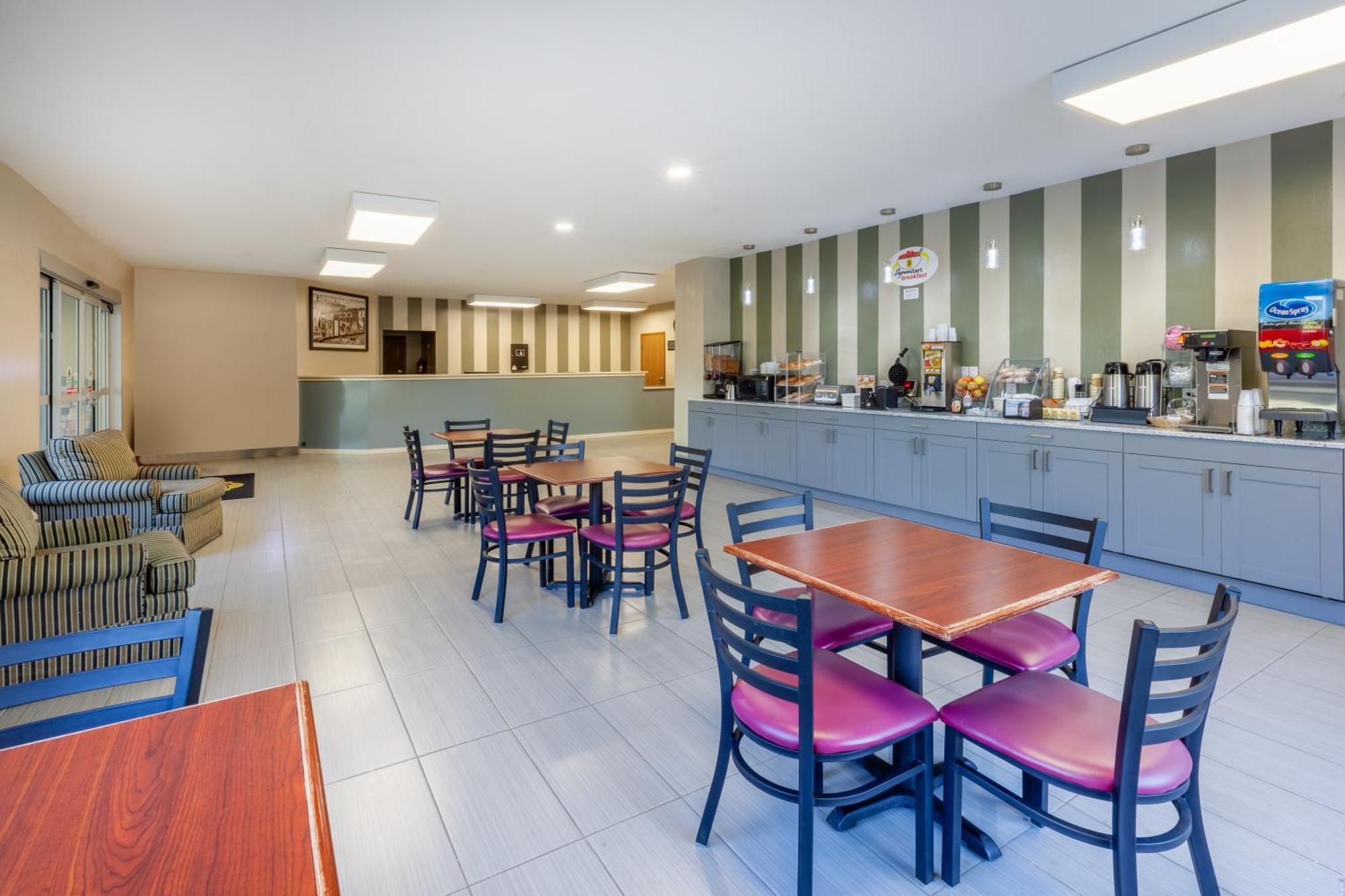 Super 8 By Wyndham La Grange Ky Hotell Exteriör bild