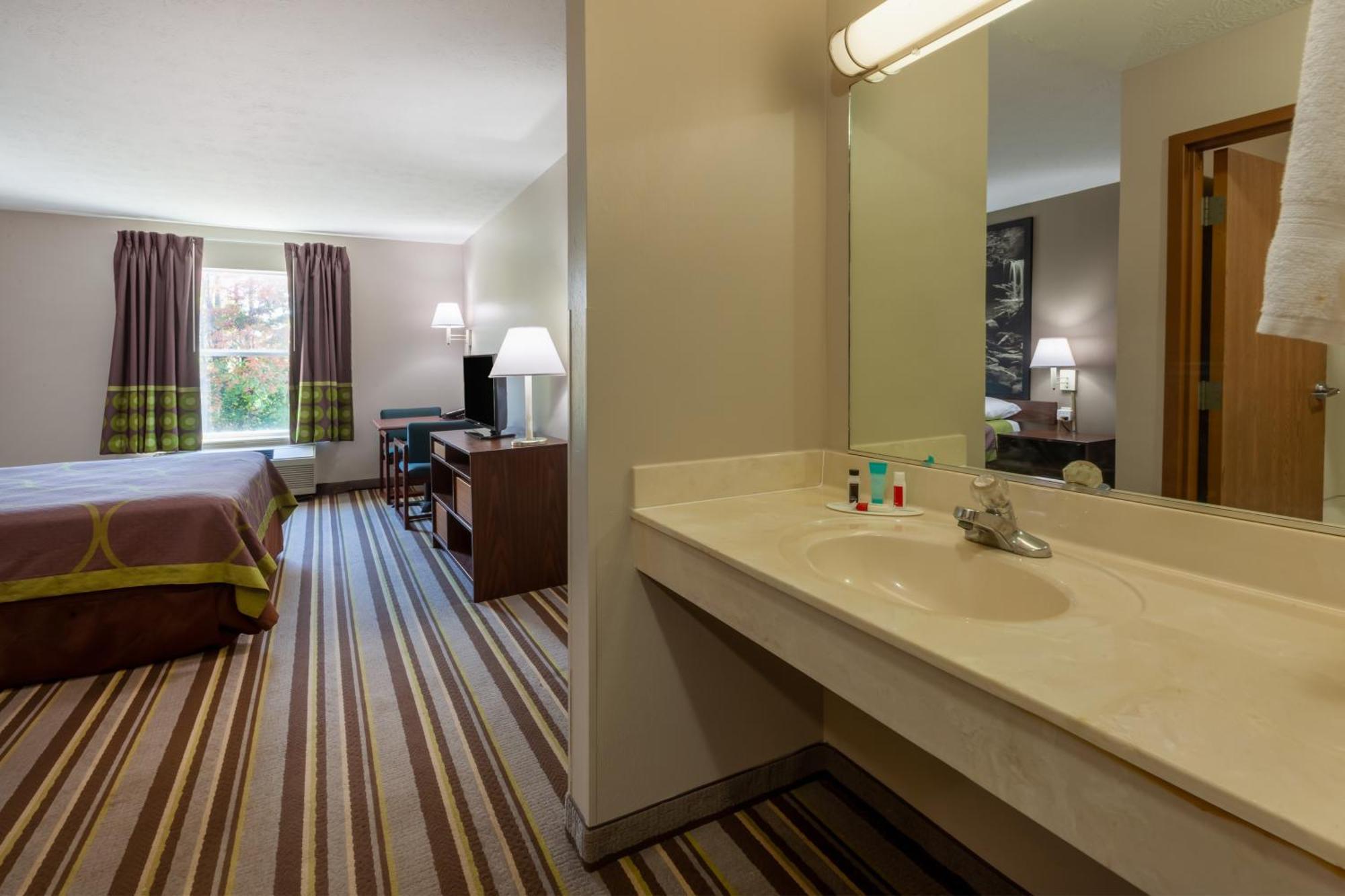 Super 8 By Wyndham La Grange Ky Hotell Exteriör bild